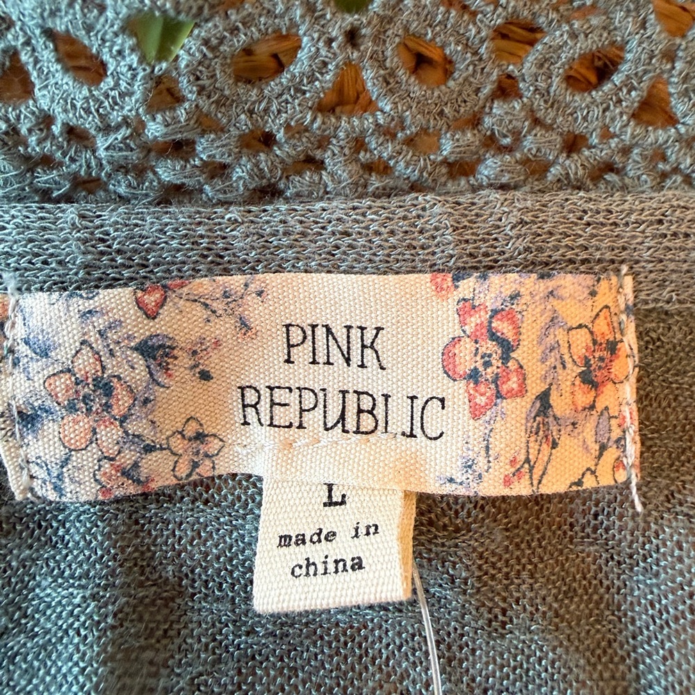 New Pink Republic Sage Green Open-Front Cardigan with Crotched Trim - Picture 10 of 13